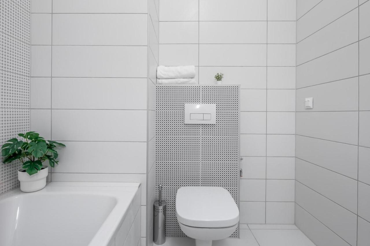 Brand New Modern Apartment-2 Rooms-Balcony-Garage Budapest Extérieur photo