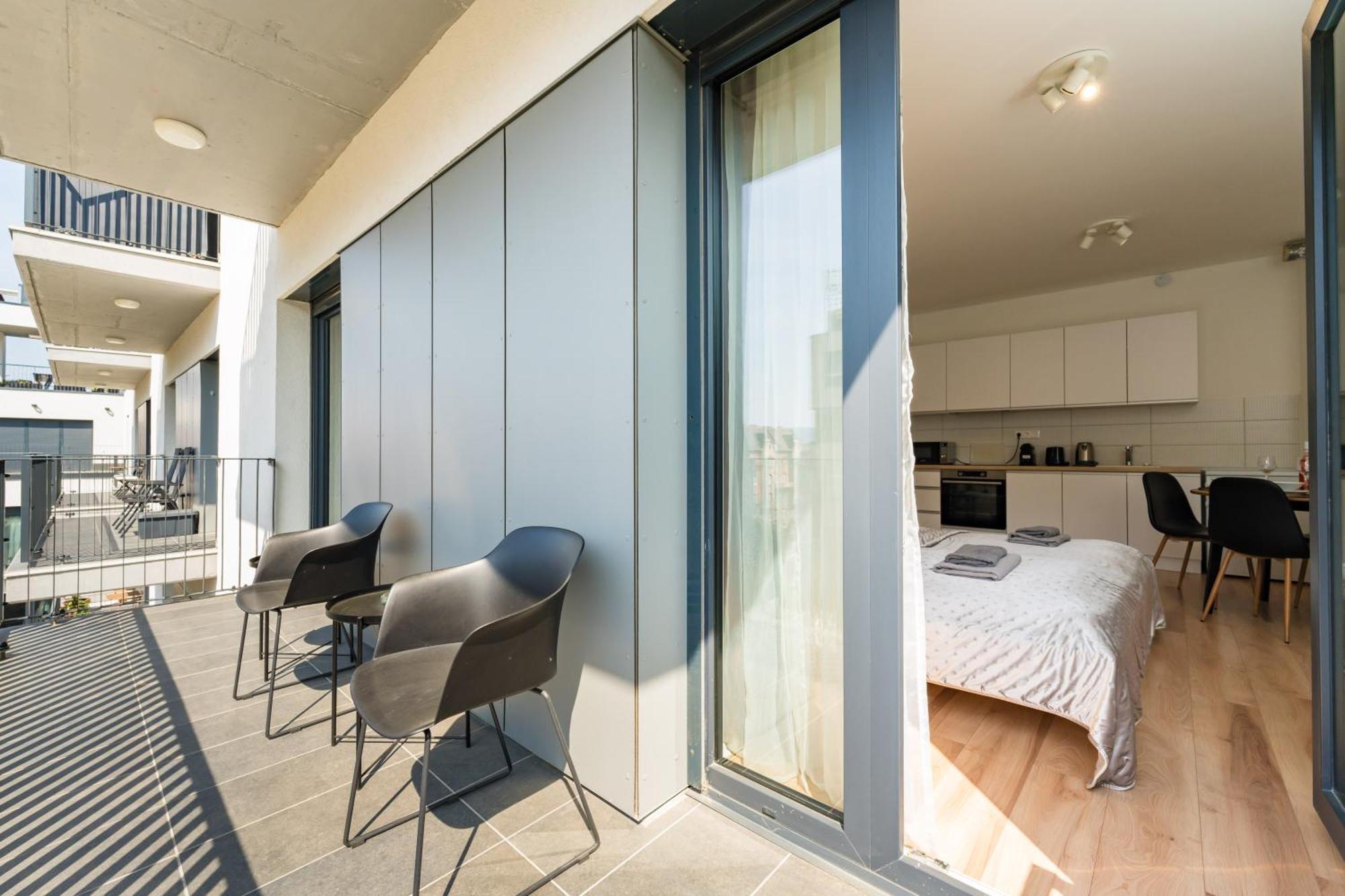 Brand New Modern Apartment-2 Rooms-Balcony-Garage Budapest Extérieur photo